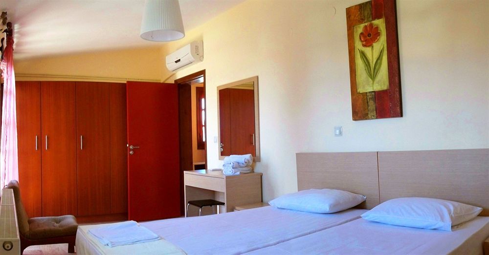 Philoxenia Hotel & Studios Rhodes City Exterior photo