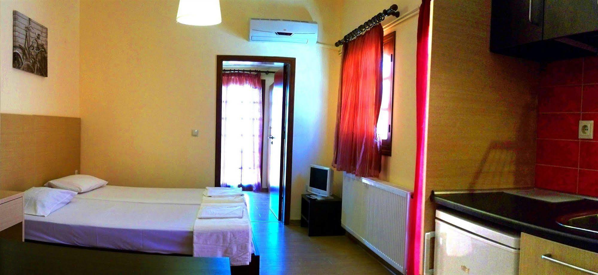Philoxenia Hotel & Studios Rhodes City Exterior photo